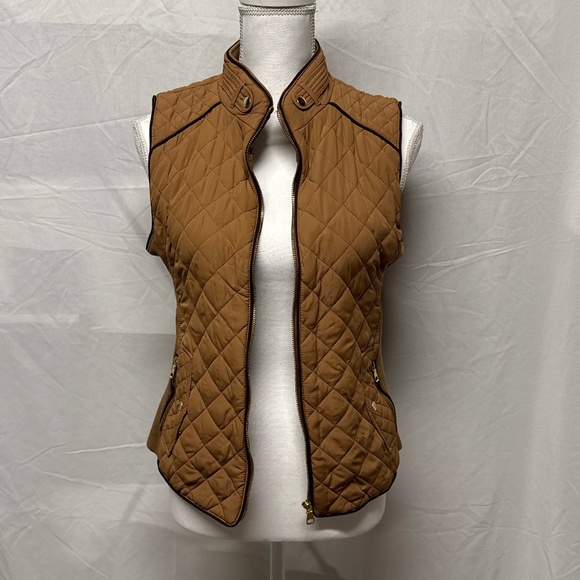 New Quilted Vest - Picture 1 of 3
